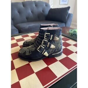 New Chloe Iconic Susanna Leather Studded Boot, Black/Silver Studs, Child US 10
